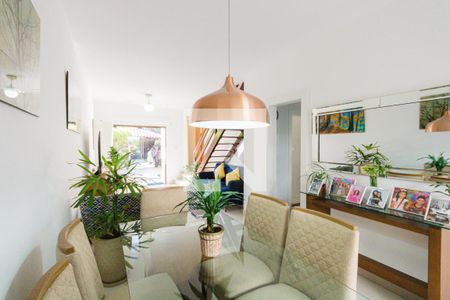 Sala de casa à venda com 3 quartos, 180m² em Anil, Rio de Janeiro