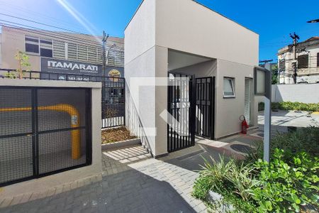 Apartamento à venda com 46m², 2 quartos e 1 vagaFachada e portaria