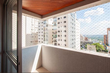 Varanda de apartamento para alugar com 3 quartos, 106m² em Sumarezinho, São Paulo