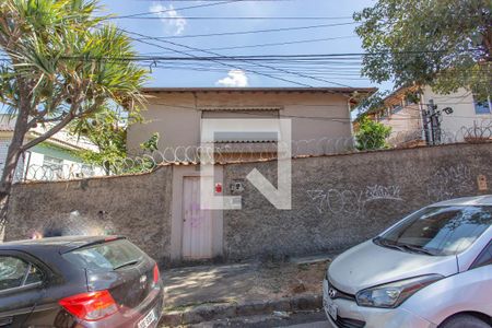 Casa para alugar com 300m², 4 quartos e sem vagaFachada