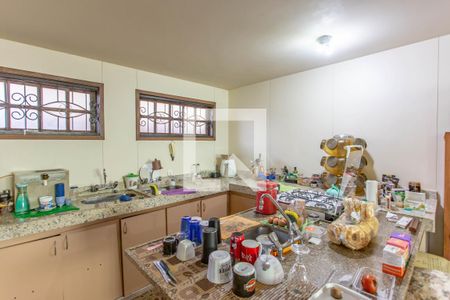 Casa para alugar com 300m², 4 quartos e sem vagaCozinha