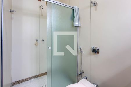 Casa para alugar com 300m², 4 quartos e sem vagaBanheiro da Suíte 1