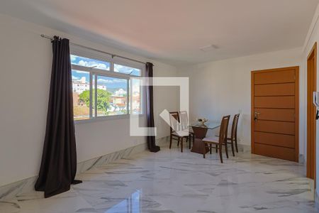 Sala de apartamento para alugar com 3 quartos, 85m² em Esplanada, Belo Horizonte