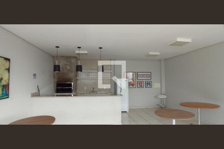 Apartamento para alugar com 44m², 2 quartos e 1 vaga Apartamento para alugar com 44m², 2 quartos e 1 vagaÁrea comum - Churrasqueira
