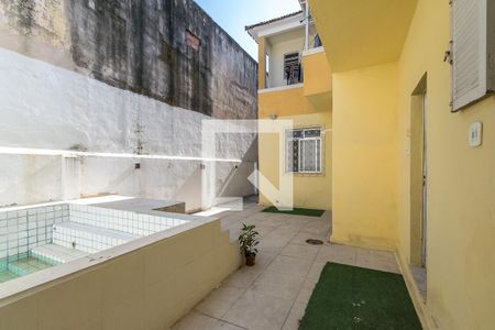 Apartamento para alugar com 130m², 2 quartos e sem vagaVaranda