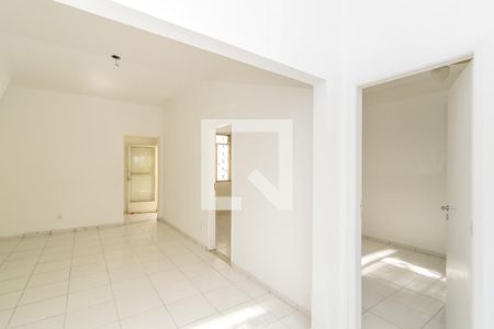 Sala de apartamento para alugar com 2 quartos, 130m² em Olaria, Rio de Janeiro