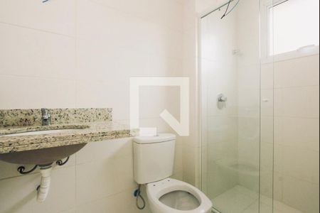 Banheiro suite de apartamento para alugar com 1 quarto, 51m² em Bom Jesus, Porto Alegre