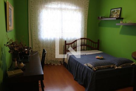 Casa à venda com 320m², 4 quartos e 4 vagasQuarto 2