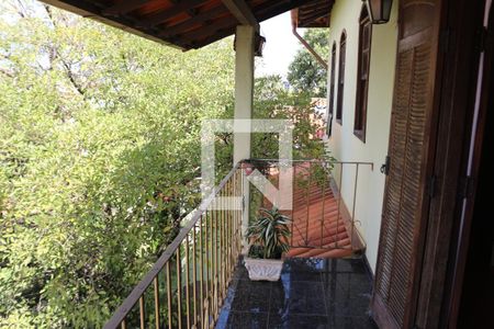 Casa à venda com 320m², 4 quartos e 4 vagasVaranda Quarto 1