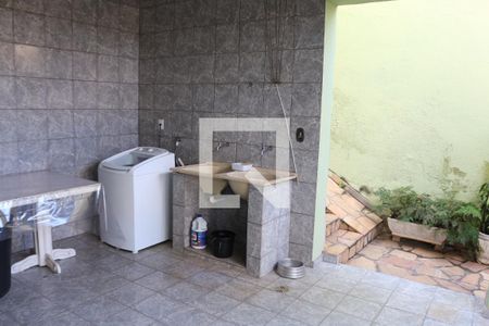 Área de Serviço de casa à venda com 4 quartos, 320m² em Jardim Riacho das Pedras, Contagem