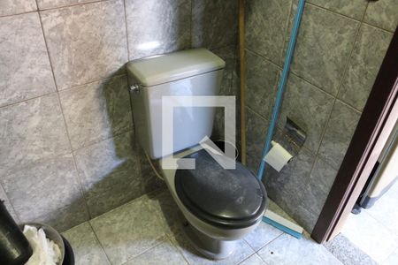 Casa à venda com 320m², 4 quartos e 4 vagasBanheiro 3