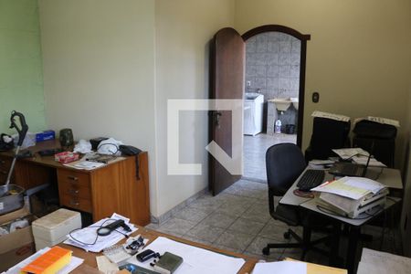 Casa à venda com 320m², 4 quartos e 4 vagasQuarto 5
