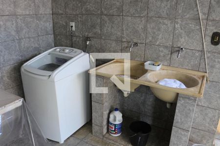 Casa à venda com 320m², 4 quartos e 4 vagasÁrea de Serviço