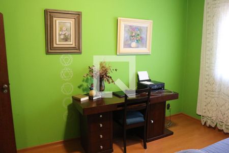 Casa à venda com 320m², 4 quartos e 4 vagasQuarto 2