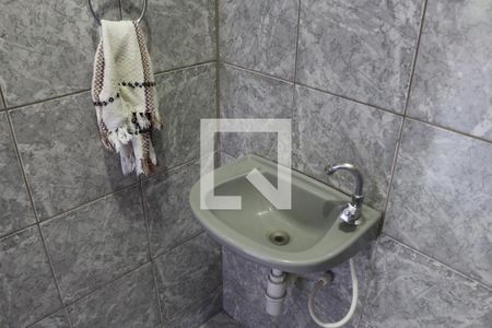 Casa à venda com 320m², 4 quartos e 4 vagasBanheiro 3