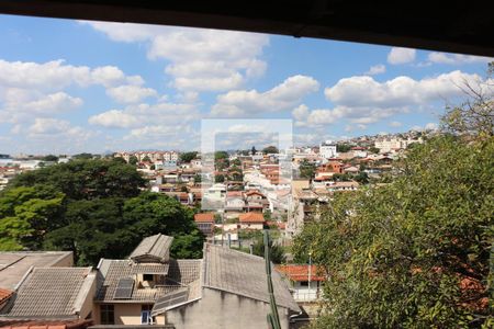 Casa à venda com 320m², 4 quartos e 4 vagasVaranda Quarto 1
