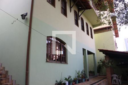Casa à venda com 320m², 4 quartos e 4 vagasQuintal