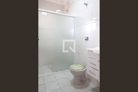 Apartamento à venda com 68m², 2 quartos e 2 vagasBanheiro da Suite