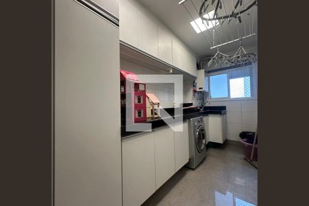 Apartamento para alugar com 171m², 3 quartos e 3 vagasÁrea de Serviço