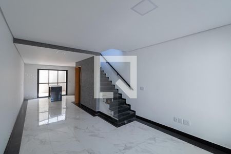 Sala e Cozinha Integrada de casa à venda com 4 quartos, 130m² em Vila São Geraldo, São Paulo