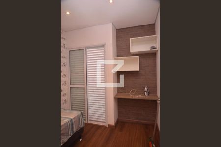 Quarto 2 de apartamento para alugar com 2 quartos, 47m² em Vila Linda, Santo André
