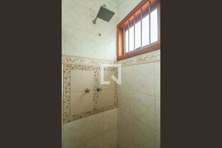 Casa para alugar com 300m², 4 quartos e 3 vagasBanheiro 2