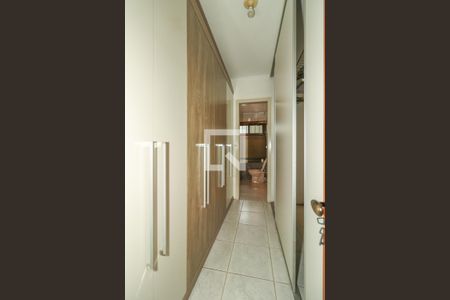 Casa para alugar com 300m², 4 quartos e 3 vagasCloset da suíte