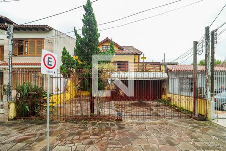 Casa para alugar com 300m², 4 quartos e 3 vagasFachada