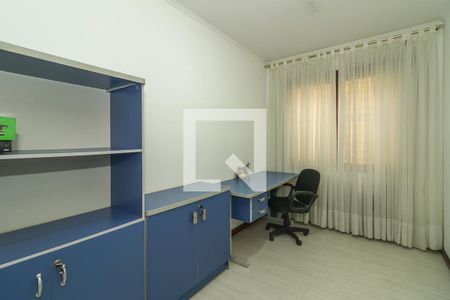 Escritório de casa para alugar com 4 quartos, 300m² em Sarandi, Porto Alegre