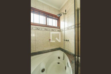 Casa para alugar com 300m², 4 quartos e 3 vagasBanheiro da Suíte