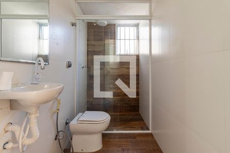 Banheiro Social de apartamento para alugar com 2 quartos, 70m² em Vila Olímpia, São Paulo