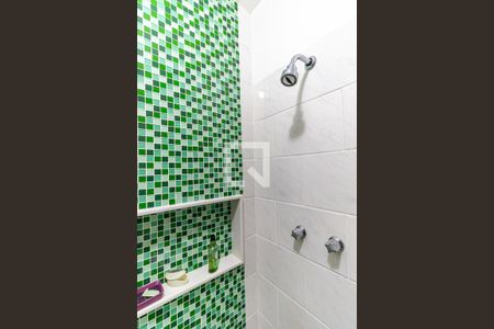 Casa à venda com 5000m², 4 quartos e 5 vagas Casa à venda com 5000m², 4 quartos e 5 vagasBanheiro Quarto 2