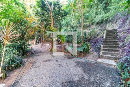 Casa à venda com 5000m², 4 quartos e 5 vagas Casa à venda com 5000m², 4 quartos e 5 vagasÁrea comum