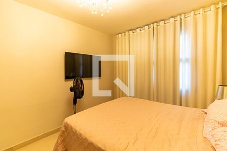 Casa à venda com 5000m², 4 quartos e 5 vagas Casa à venda com 5000m², 4 quartos e 5 vagasQuarto 3