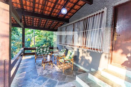 Varanda de casa à venda com 4 quartos, 5000m² em Vila Progresso, Niterói