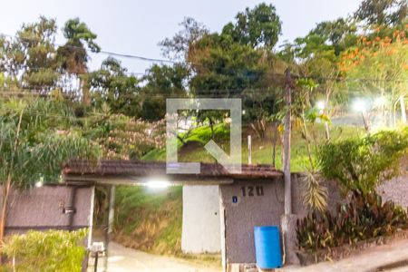 Casa à venda com 5000m², 4 quartos e 5 vagas Casa à venda com 5000m², 4 quartos e 5 vagasFachada