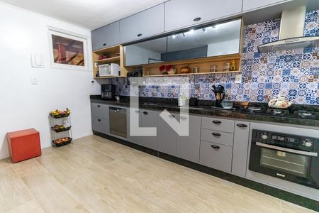 Casa à venda com 5000m², 4 quartos e 5 vagas Casa à venda com 5000m², 4 quartos e 5 vagas Andar Superior Cozinha