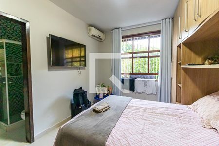 Casa à venda com 5000m², 4 quartos e 5 vagas Casa à venda com 5000m², 4 quartos e 5 vagasQuarto 2