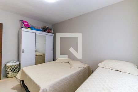 Casa à venda com 5000m², 4 quartos e 5 vagas Casa à venda com 5000m², 4 quartos e 5 vagasQuarto 1