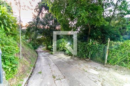 Casa à venda com 5000m², 4 quartos e 5 vagas Casa à venda com 5000m², 4 quartos e 5 vagasÁrea comum