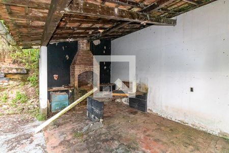 Casa à venda com 5000m², 4 quartos e 5 vagas Casa à venda com 5000m², 4 quartos e 5 vagasÁrea comum