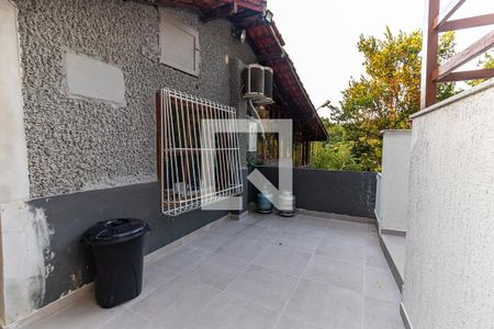 Casa à venda com 5000m², 4 quartos e 5 vagas Casa à venda com 5000m², 4 quartos e 5 vagasÁrea de Serviço