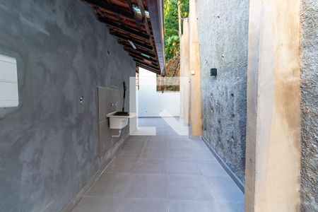 Casa à venda com 5000m², 4 quartos e 5 vagas Casa à venda com 5000m², 4 quartos e 5 vagasÁrea de Serviço