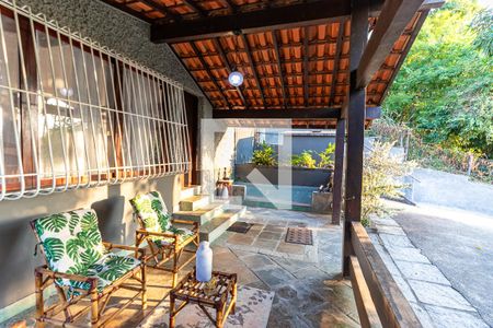 Varanda de casa à venda com 4 quartos, 5000m² em Vila Progresso, Niterói