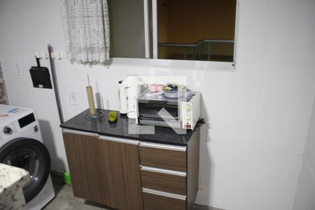 Casa para alugar com 60m², 4 quartos e 1 vagaÁrea de Serviço