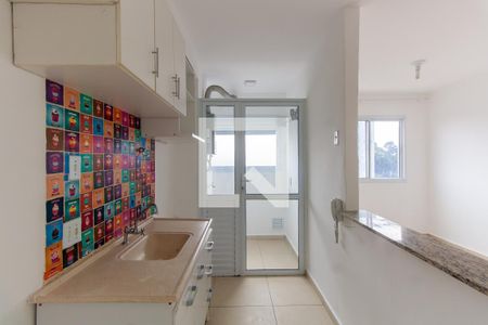 Cozinha de apartamento para alugar com 1 quarto, 37m² em Quinta da Paineira, São Paulo