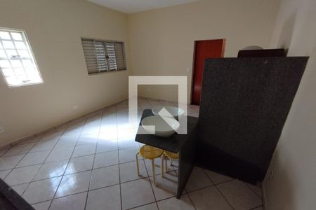 Cozinha de kitnet/studio para alugar com 1 quarto, 28m² em Jardim Jose Figueira, Ribeirão Preto