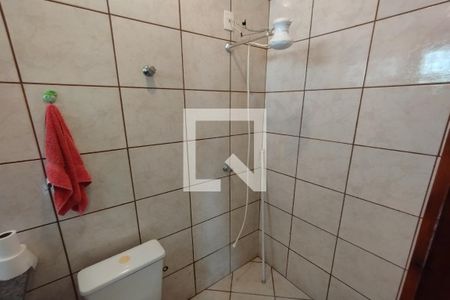 Banheiro - Lavanderia de kitnet/studio para alugar com 1 quarto, 28m² em Jardim Jose Figueira, Ribeirão Preto