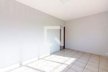 Sala  de casa à venda com 3 quartos, 180m² em Santo Antônio, Osasco