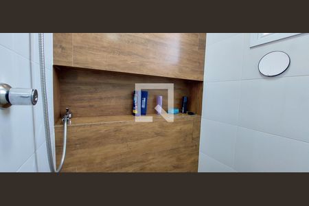 Apartamento à venda com 61m², 2 quartos e 2 vagas Apartamento à venda com 61m², 2 quartos e 2 vagasBanheiro Quarto 1 suíte